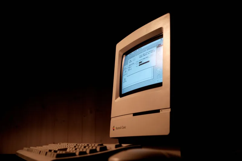 Suffer, Connect, Repeat: The Strange Joy of Missing the Internet That Hated You